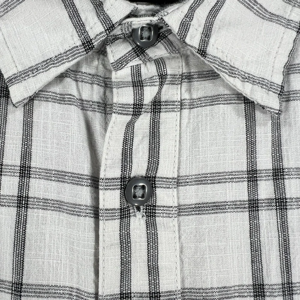 The North Face Shirt Mens Large Gray Plaid Short Sleeve Button Up Outdoor Hiking